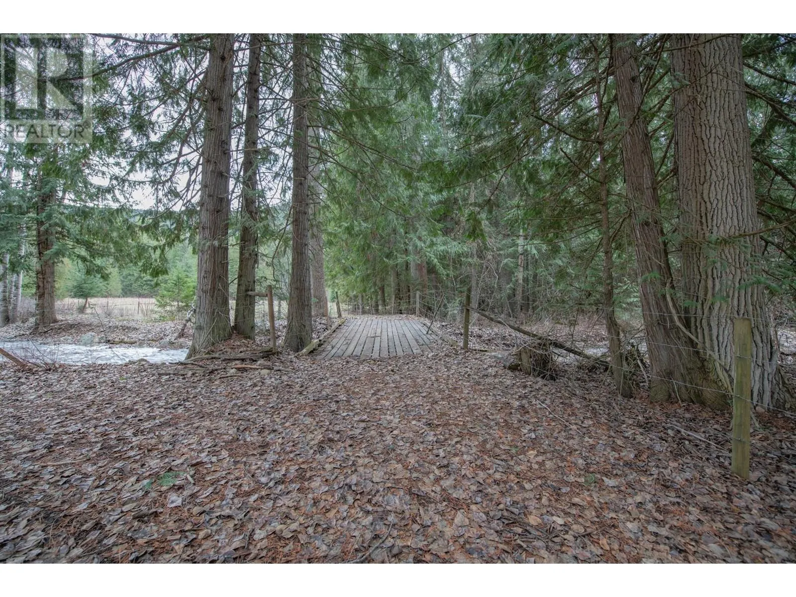 1416 Creighton Valley Road