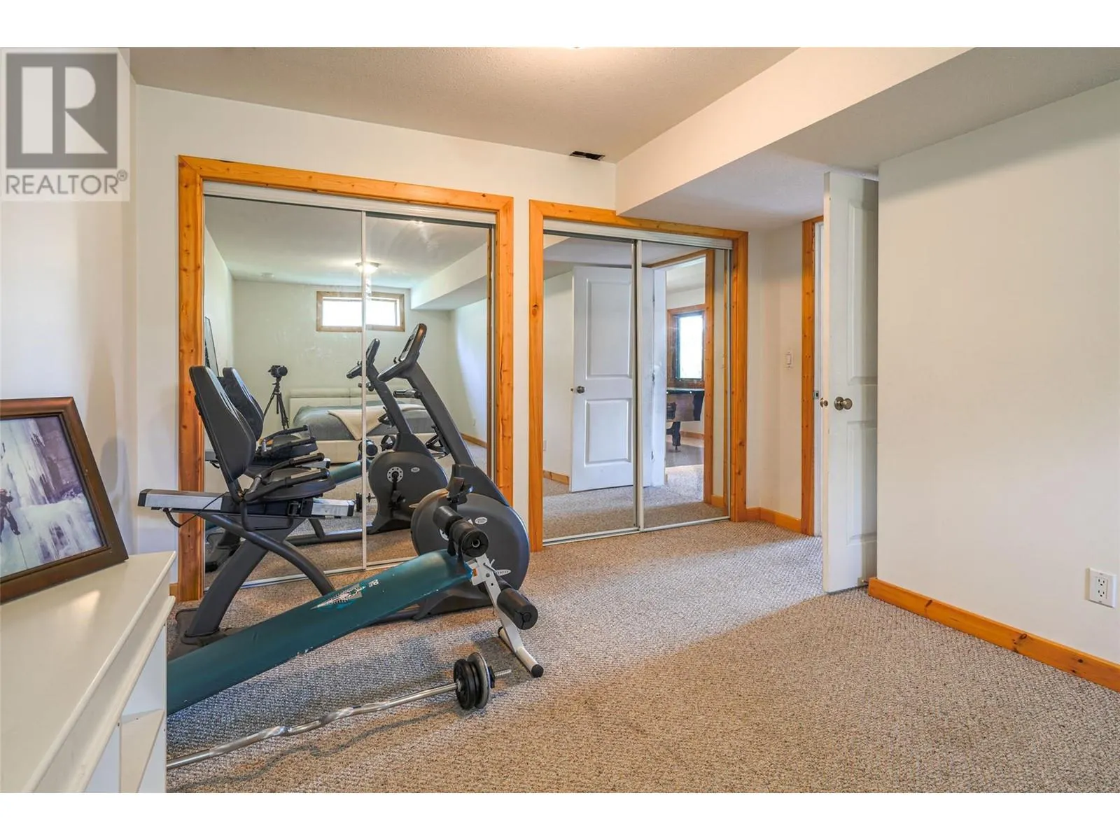 10 Candide Drive