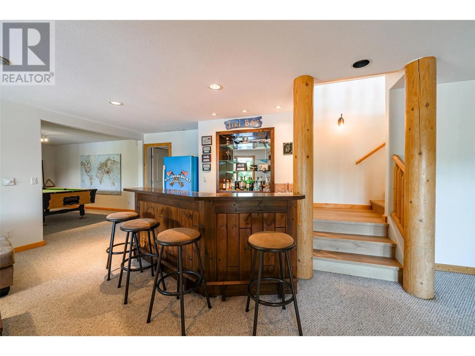 10 Candide Drive