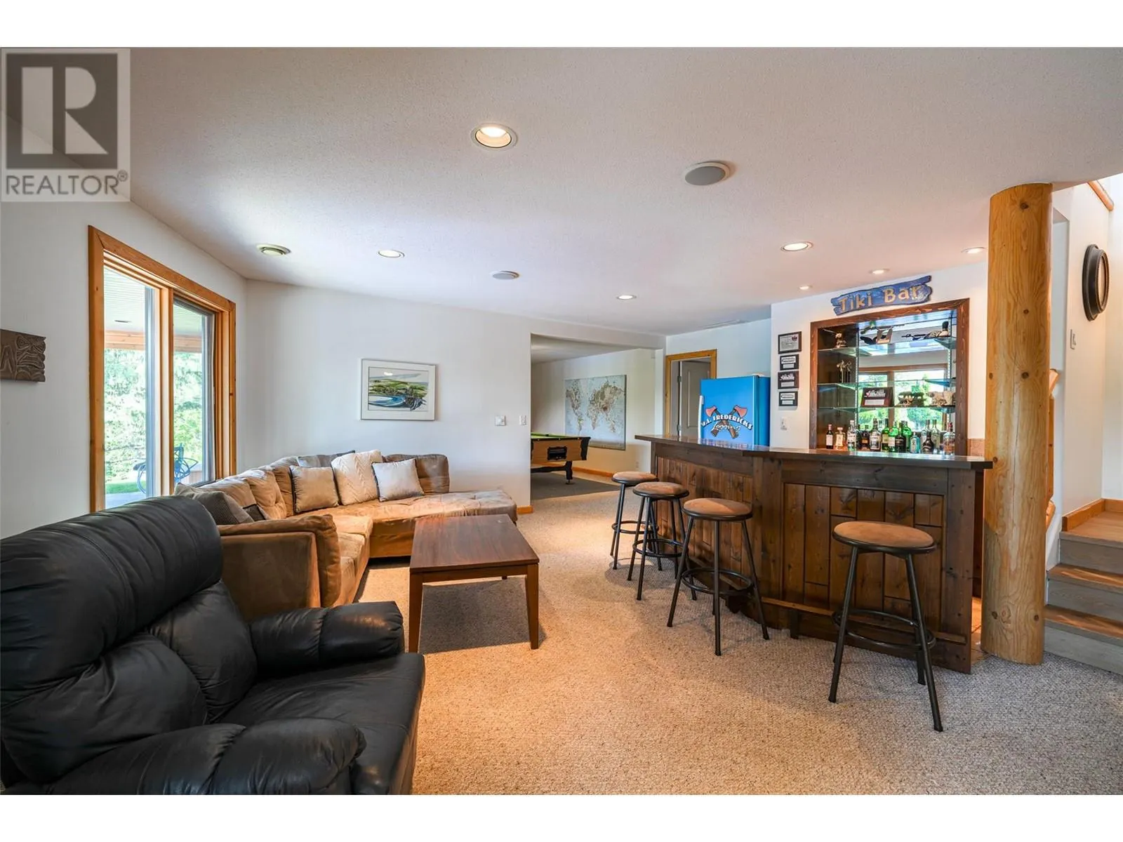 10 Candide Drive