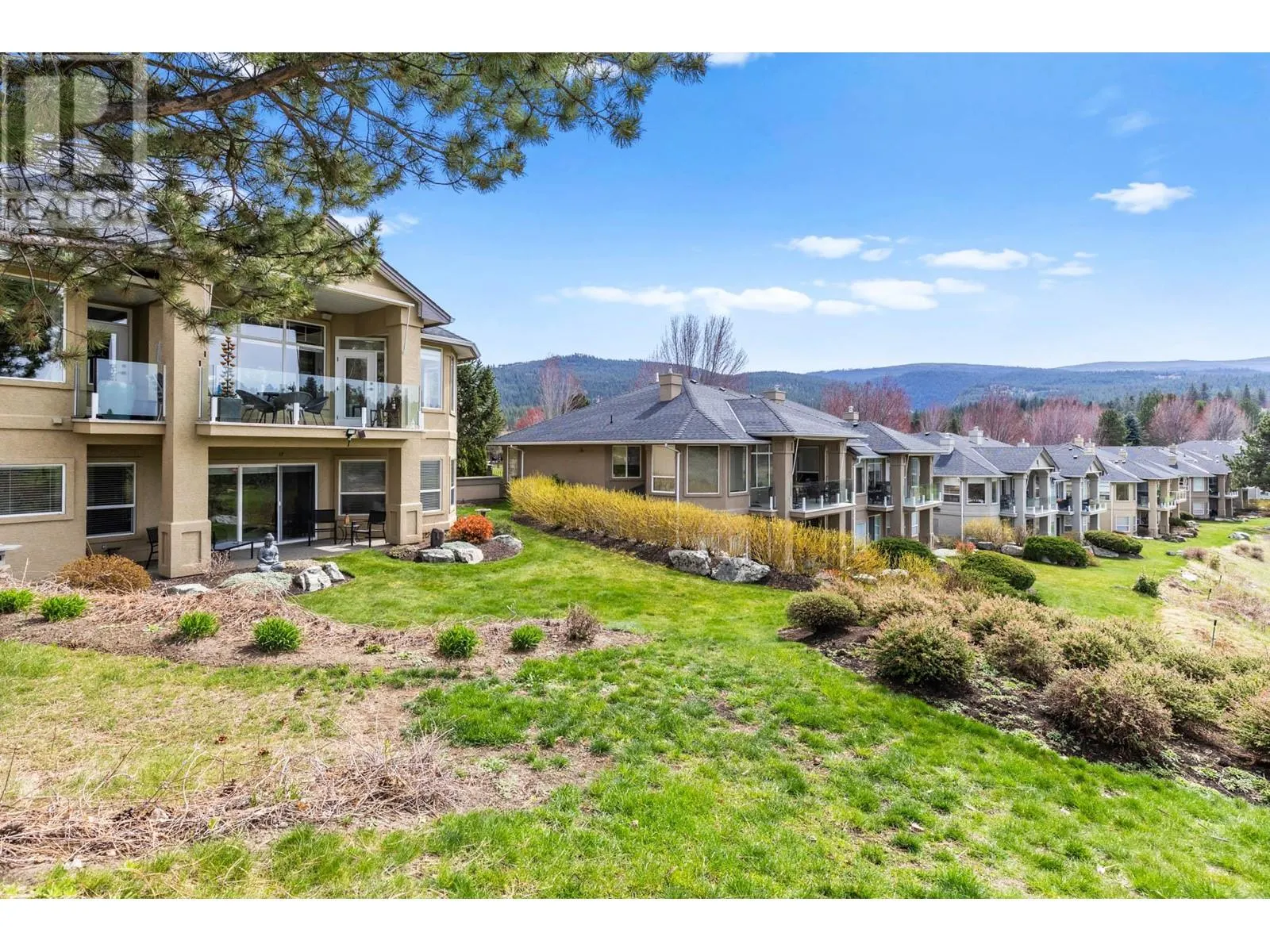 3888 Gallaghers Pinnacle Way Unit# 17