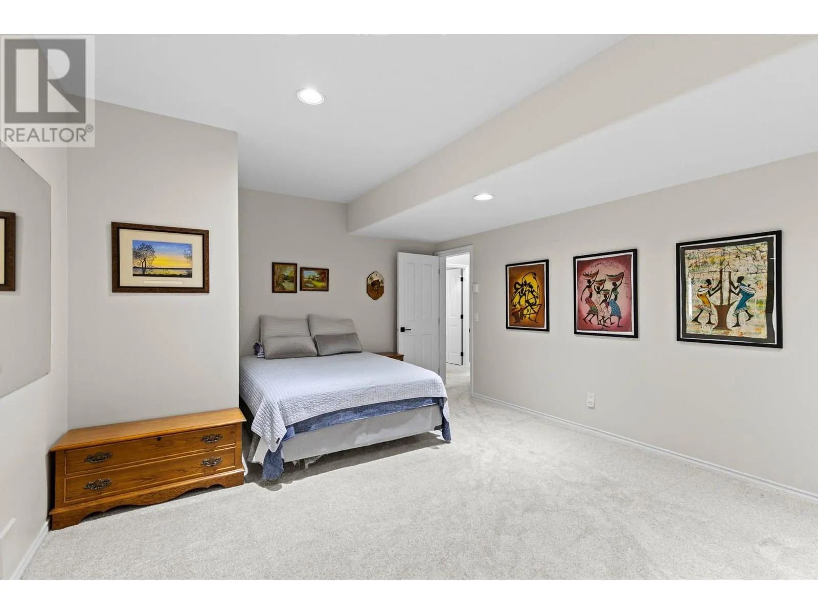 3888 Gallaghers Pinnacle Way Unit# 17