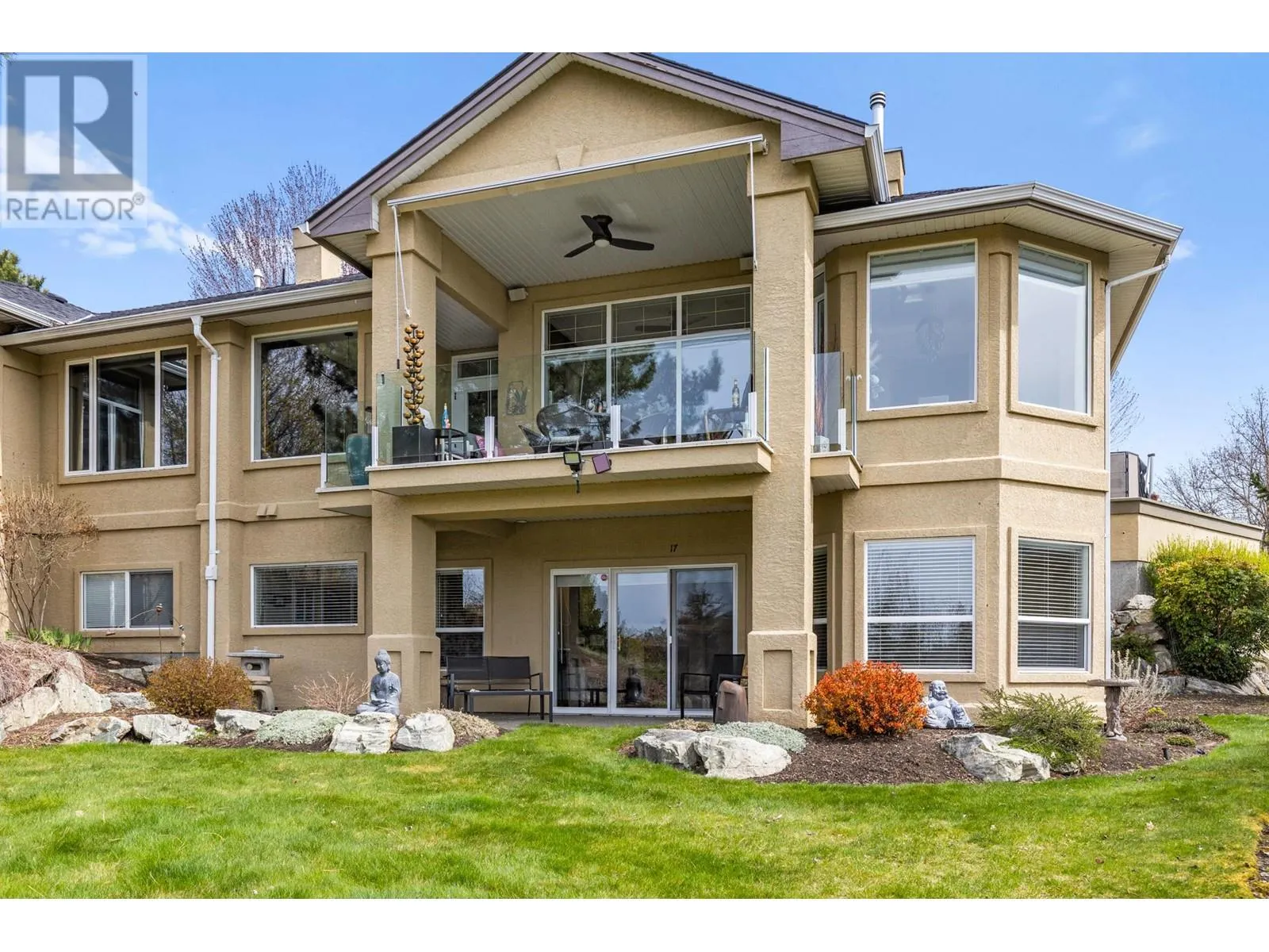 3888 Gallaghers Pinnacle Way Unit# 17