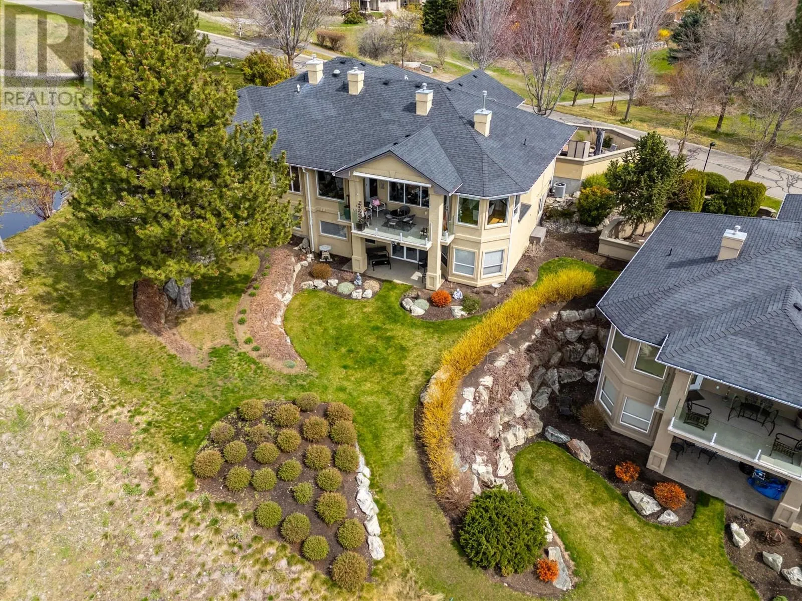 3888 Gallaghers Pinnacle Way Unit# 17