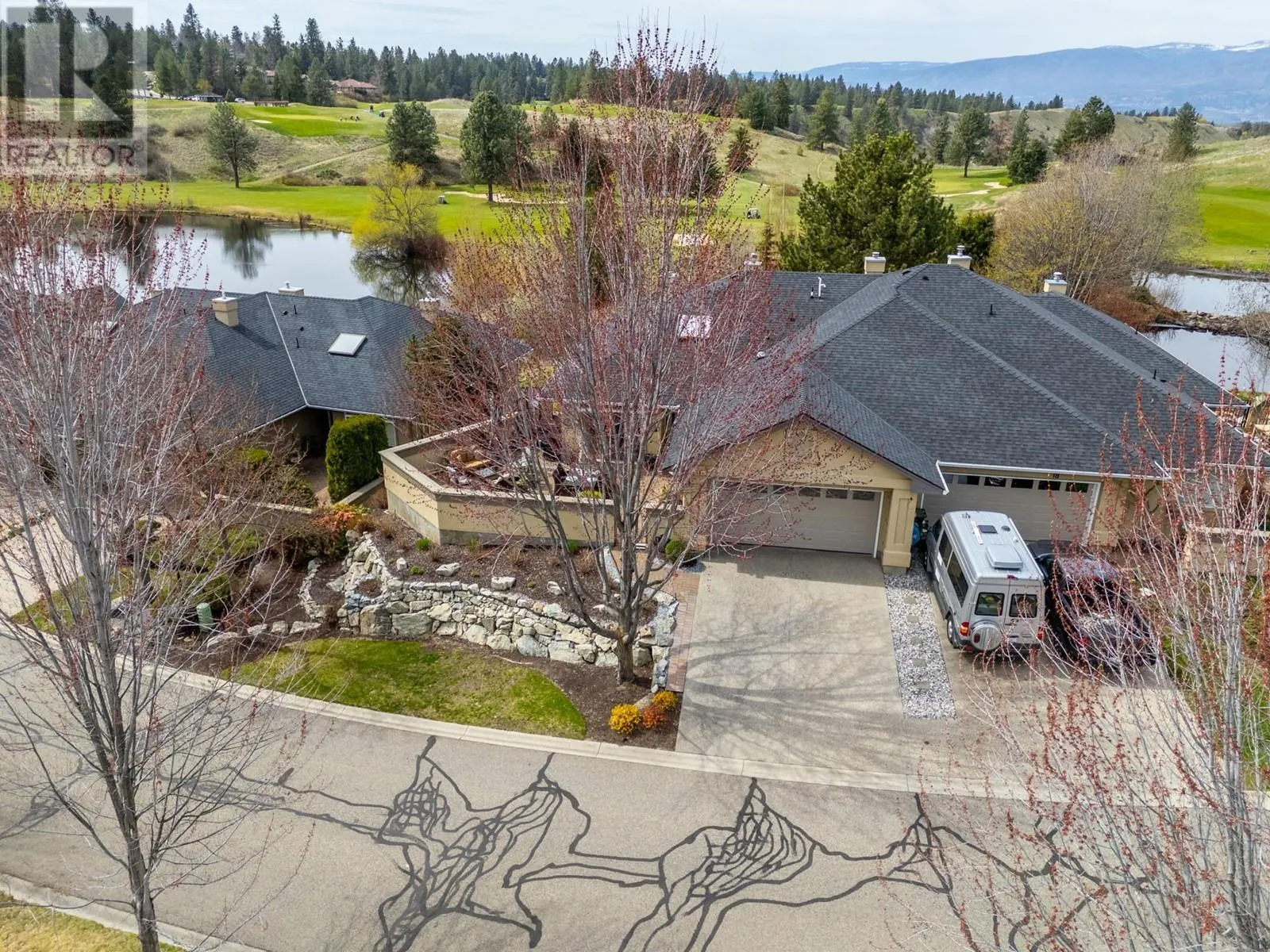 3888 Gallaghers Pinnacle Way Unit# 17
