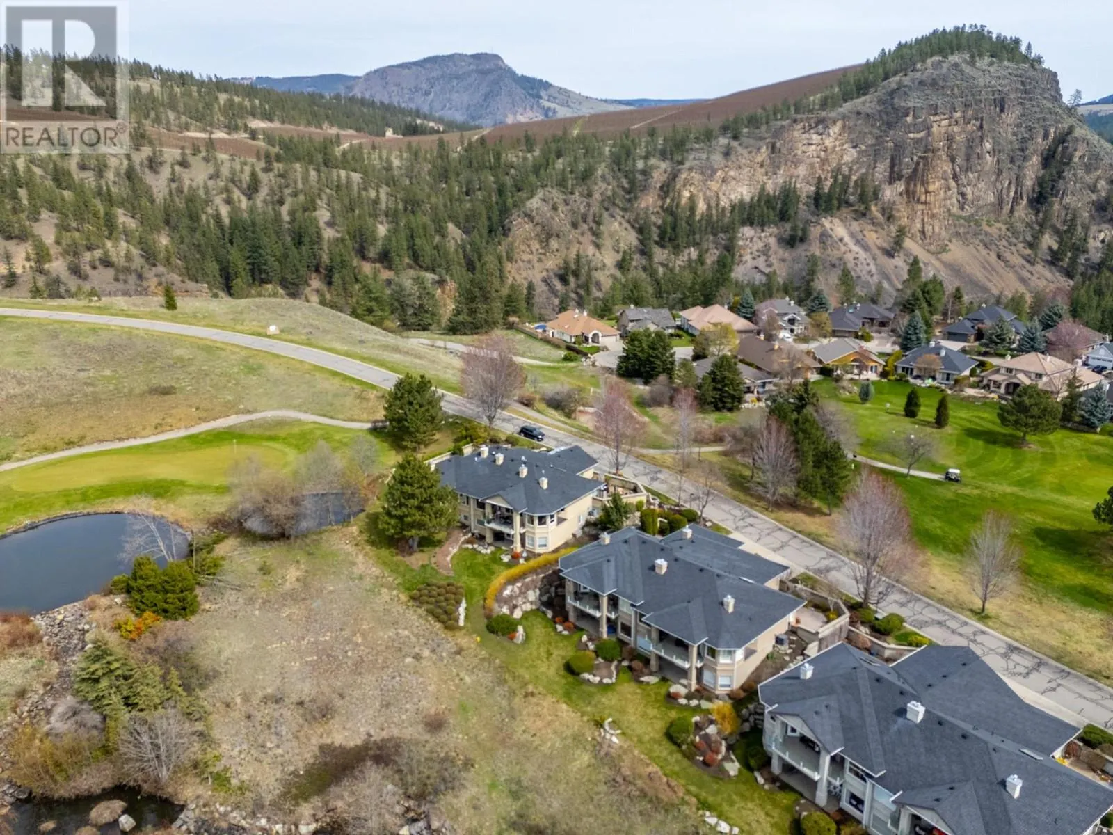3888 Gallaghers Pinnacle Way Unit# 17