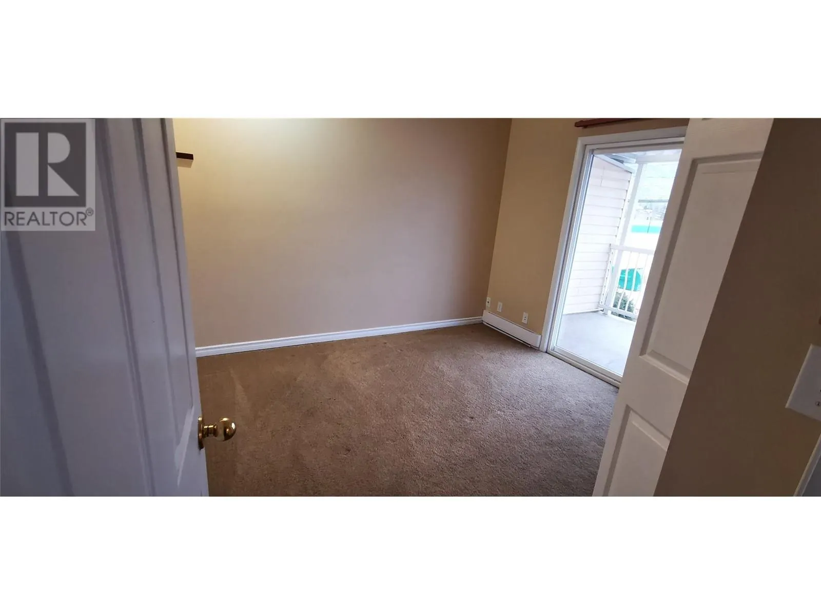 6329 Kootenay Street Unit# 1