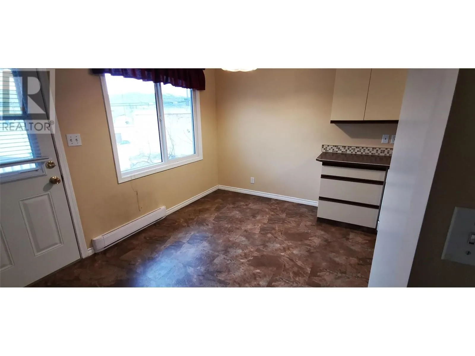 6329 Kootenay Street Unit# 1