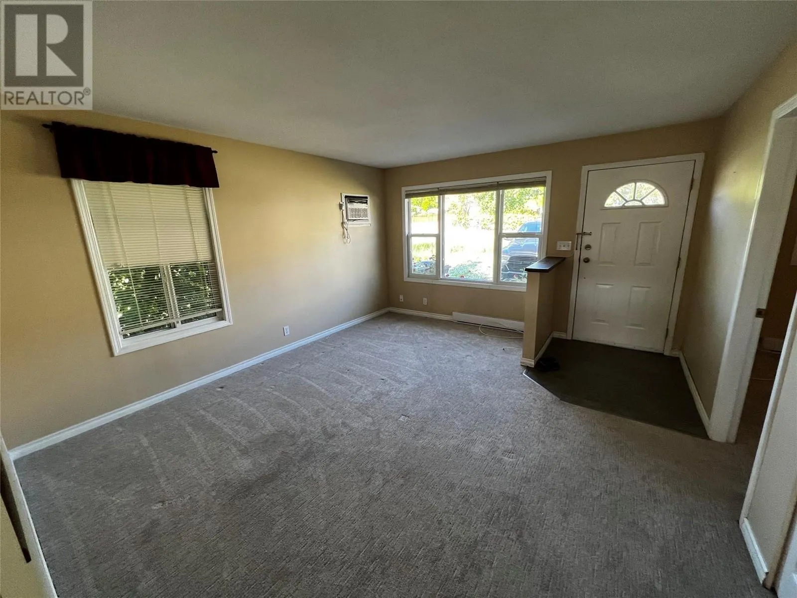 6329 Kootenay Street Unit# 1