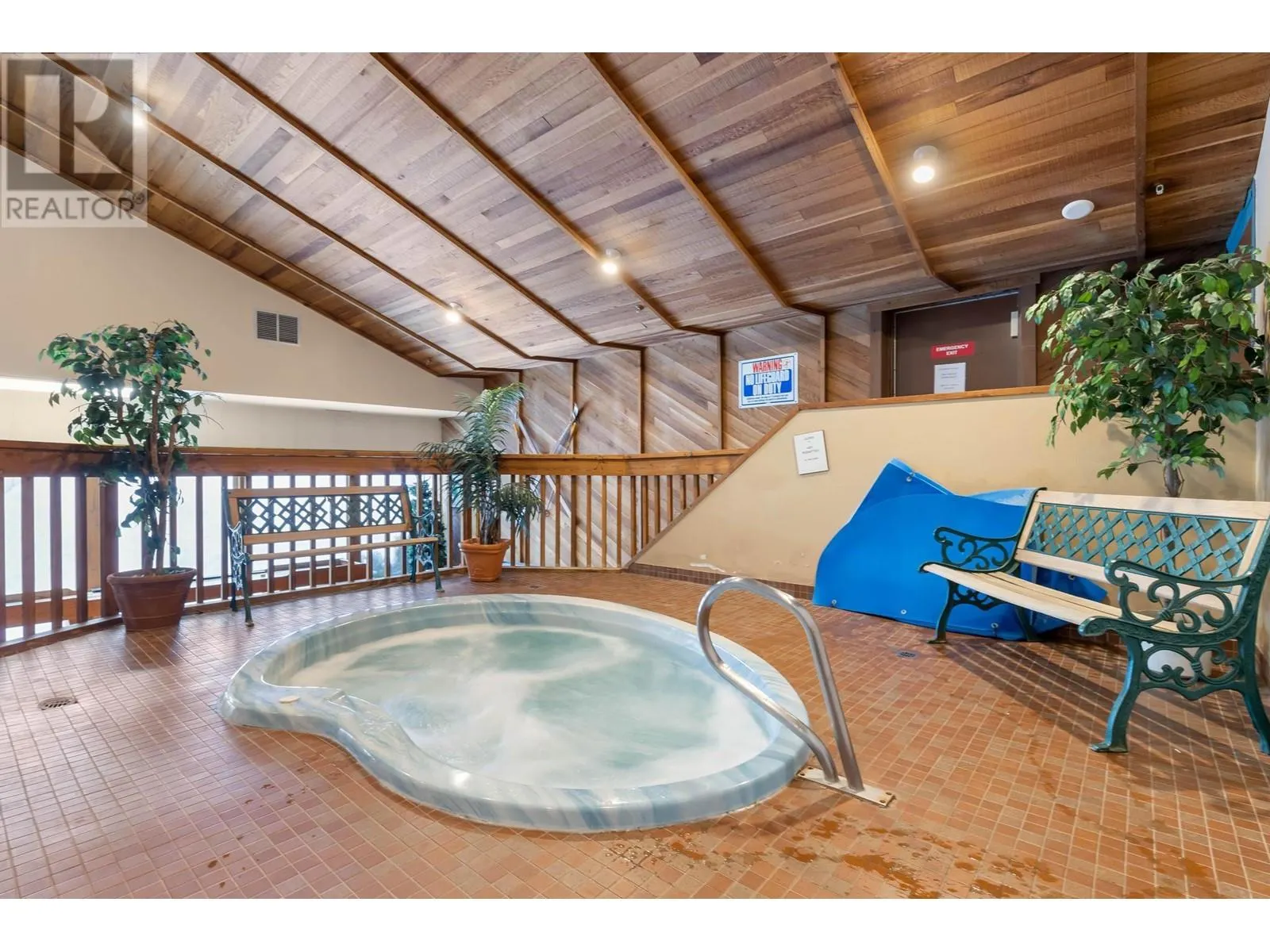 7470 Porcupine Road Unit# 913