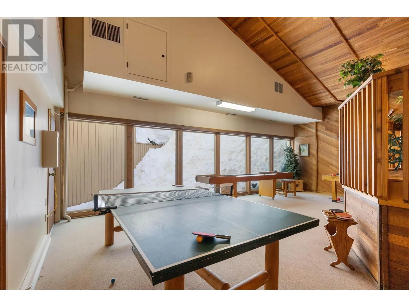 7470 Porcupine Road Unit# 913