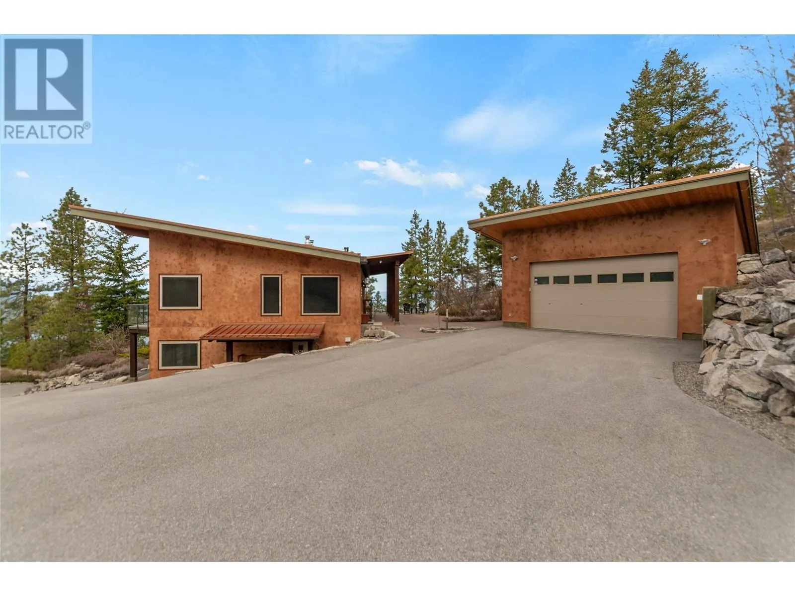 102 Vista Place
