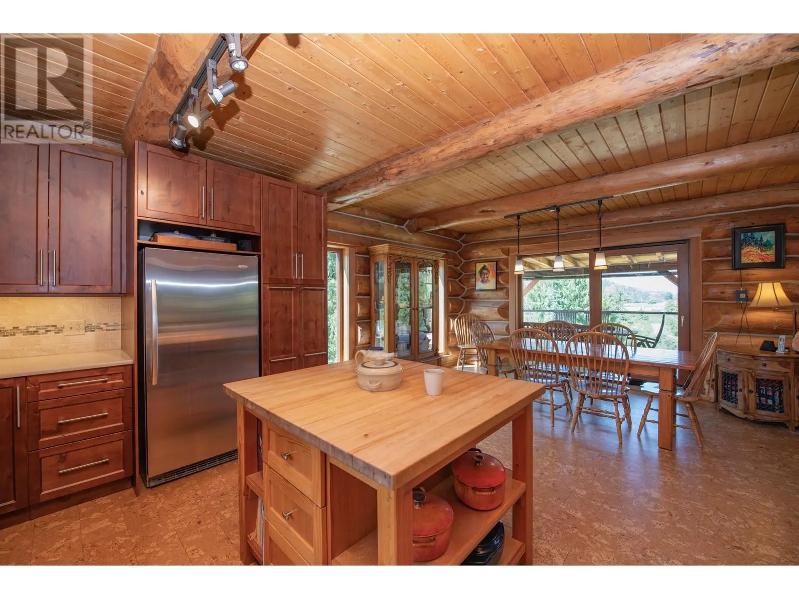 592 Bear Valley Road