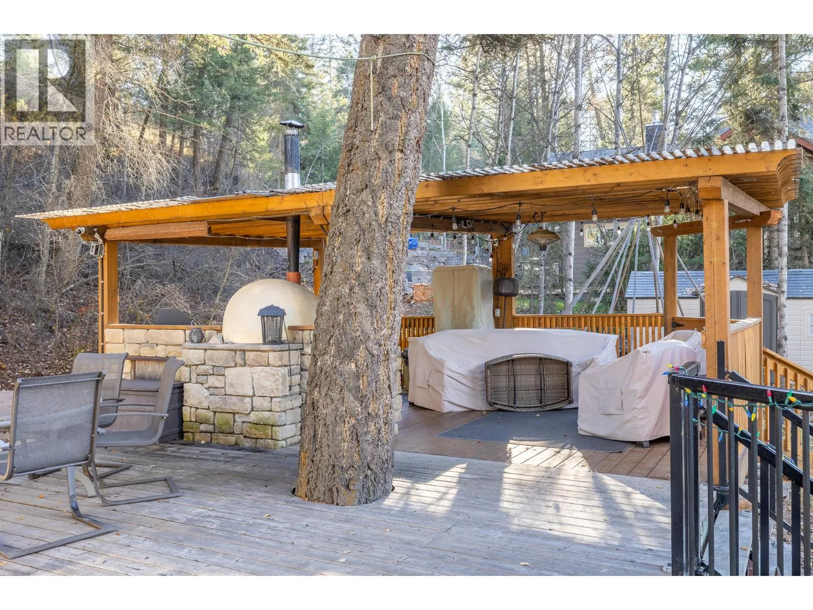 4736 COPPER Crescent