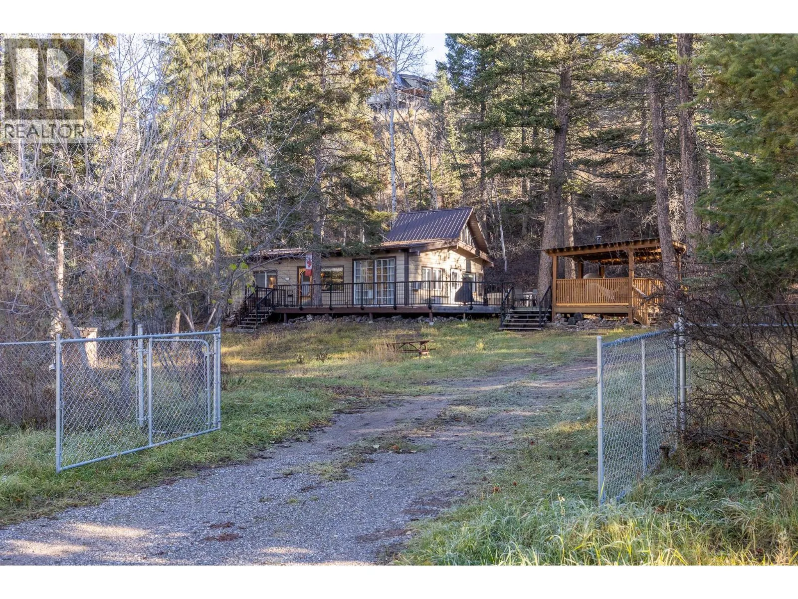 4736 COPPER Crescent