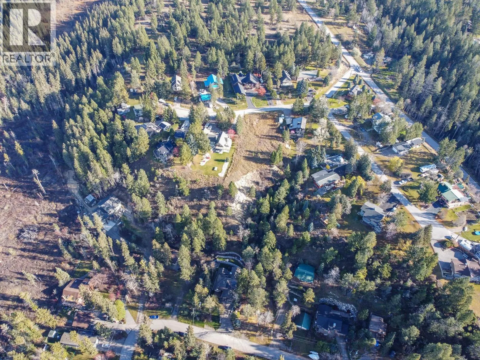 4736 COPPER Crescent