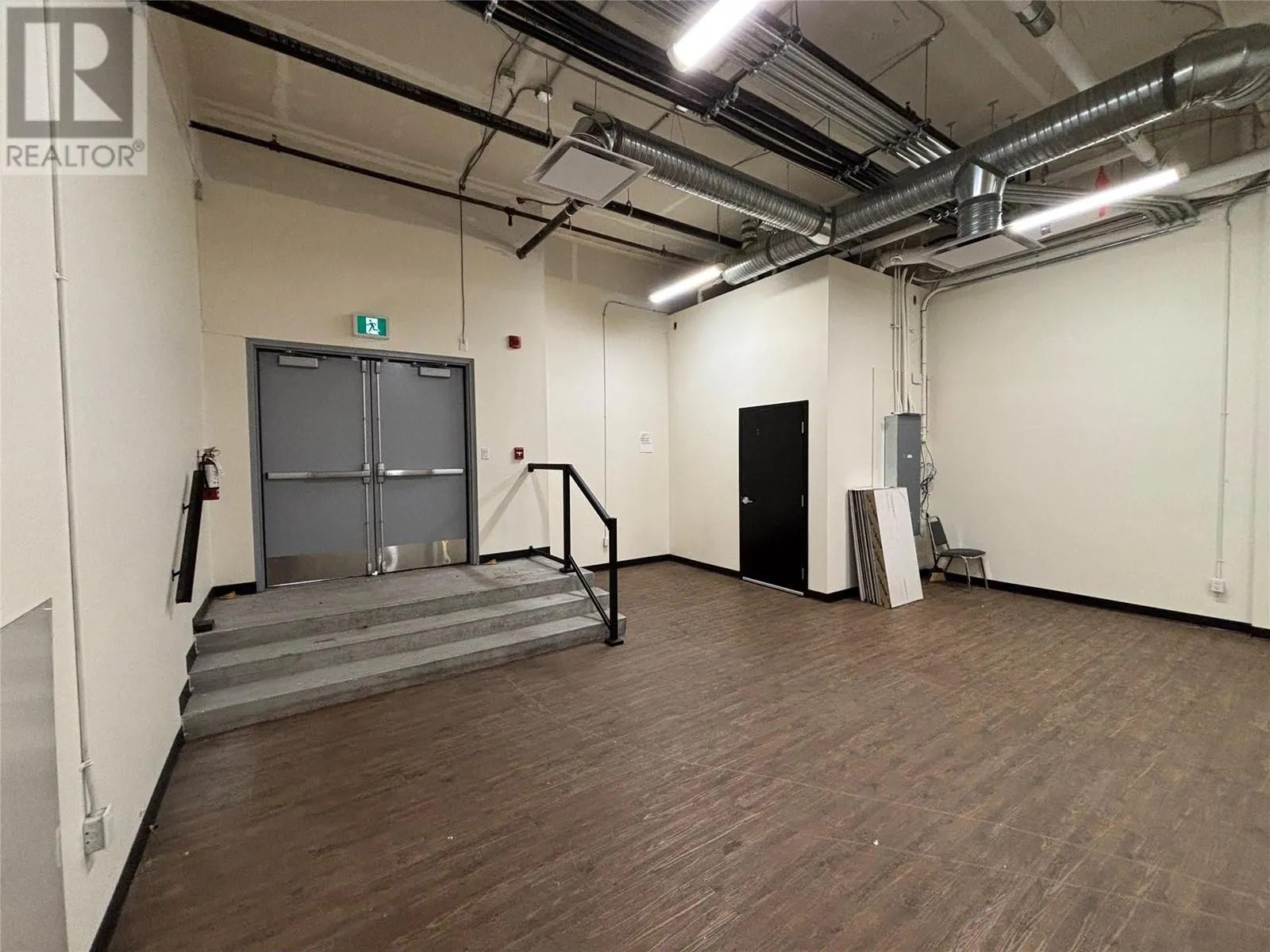 #102 - 3301 30th Avenue