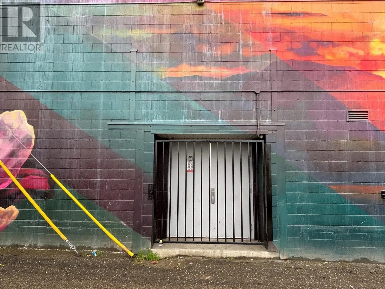 #102 - 3301 30th Avenue