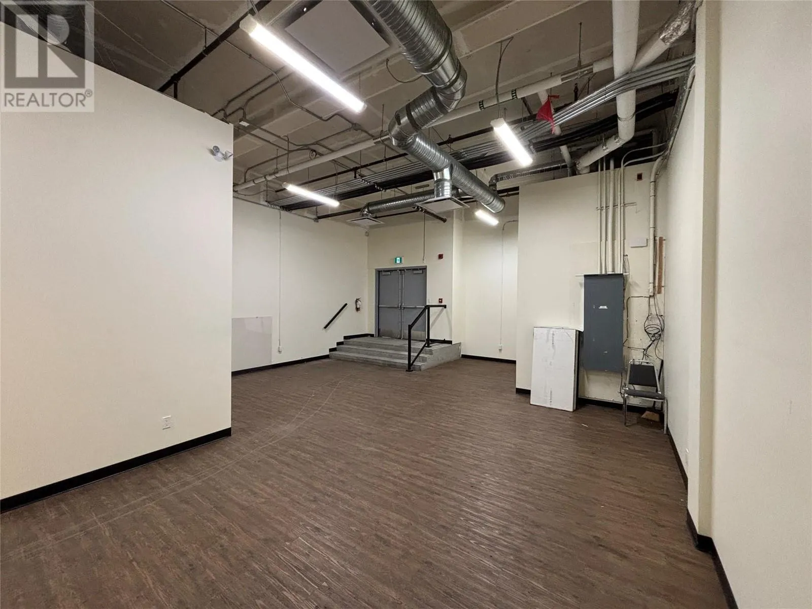 #102 - 3301 30th Avenue