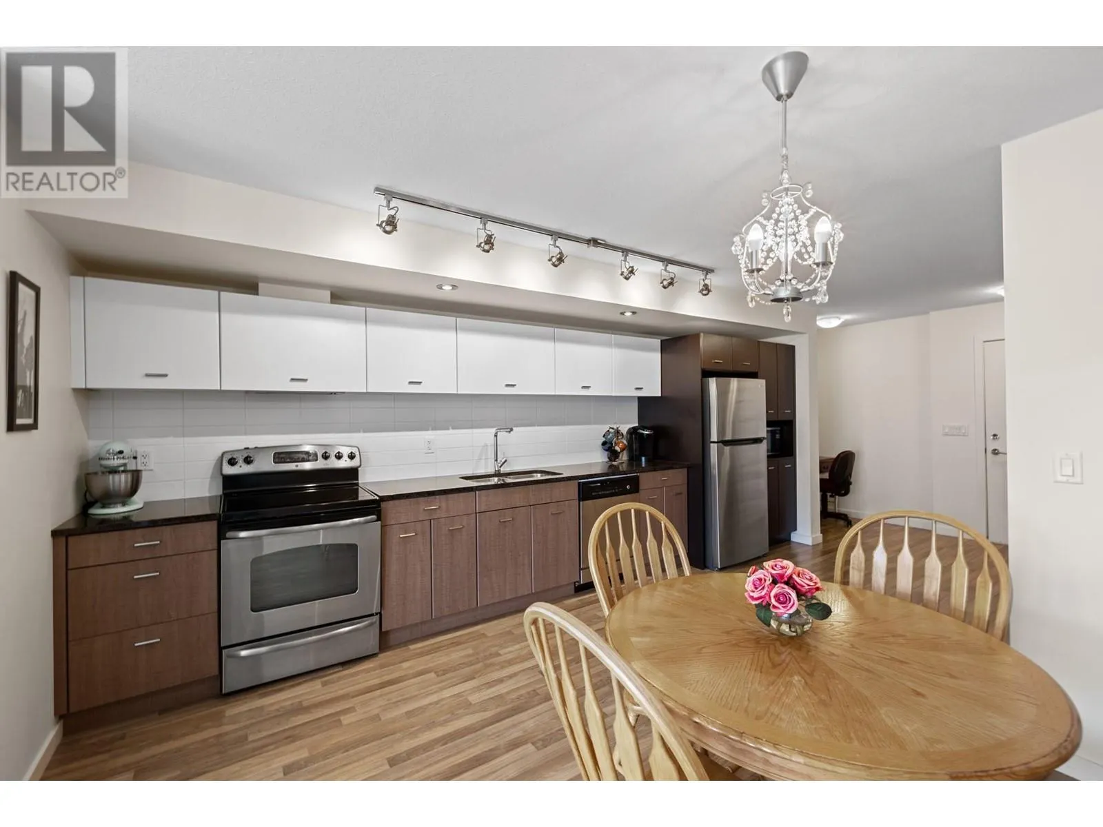 547 Yates Road Unit# 406