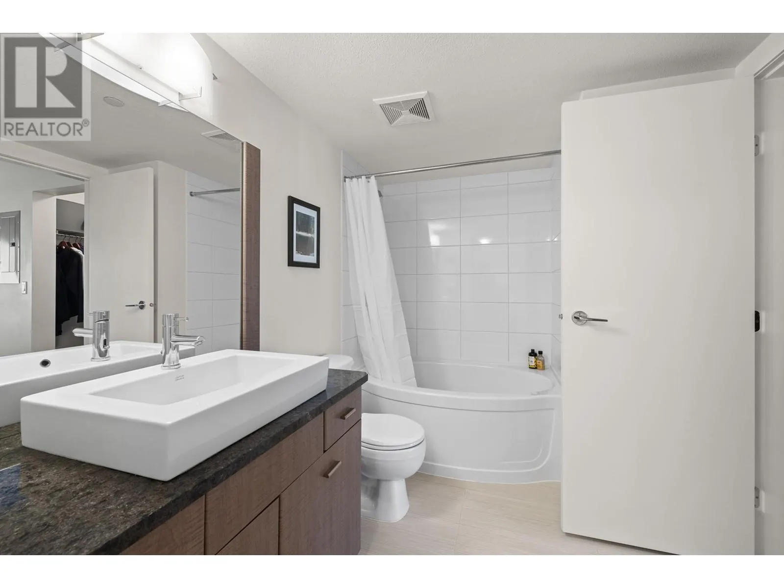 547 Yates Road Unit# 406