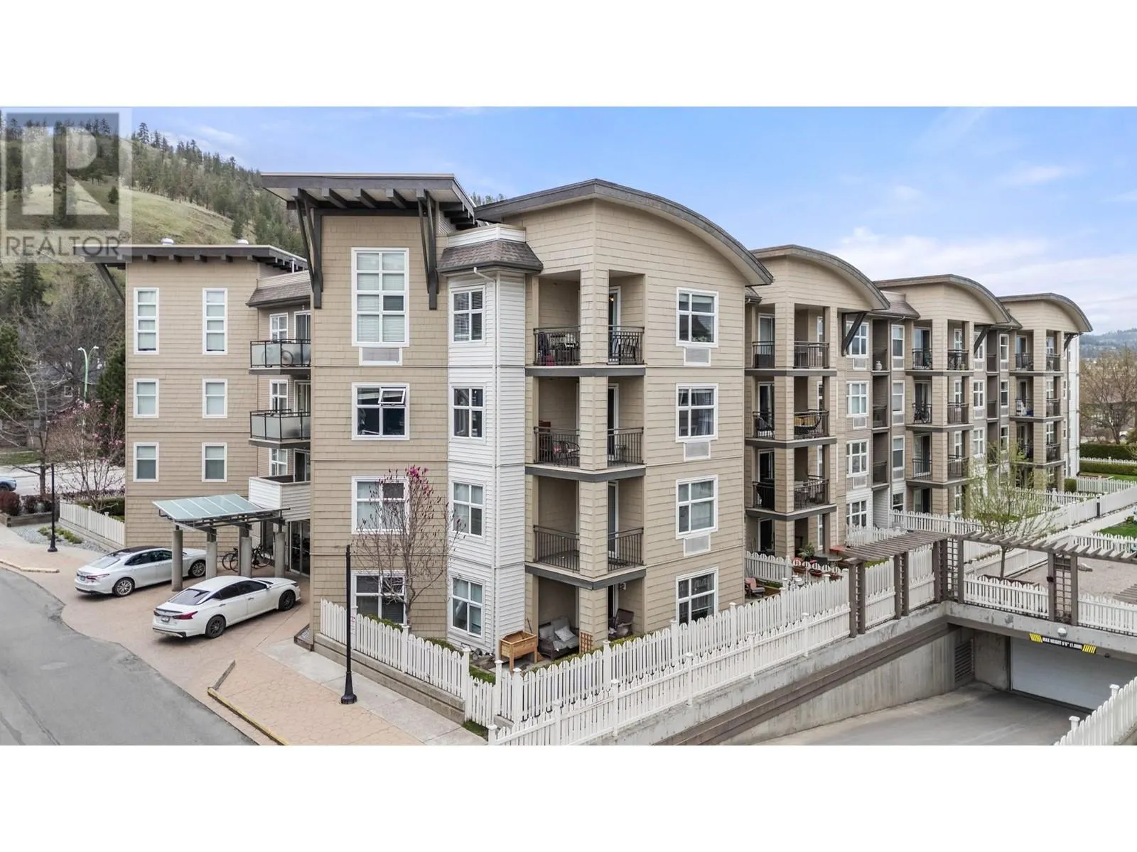 547 Yates Road Unit# 406