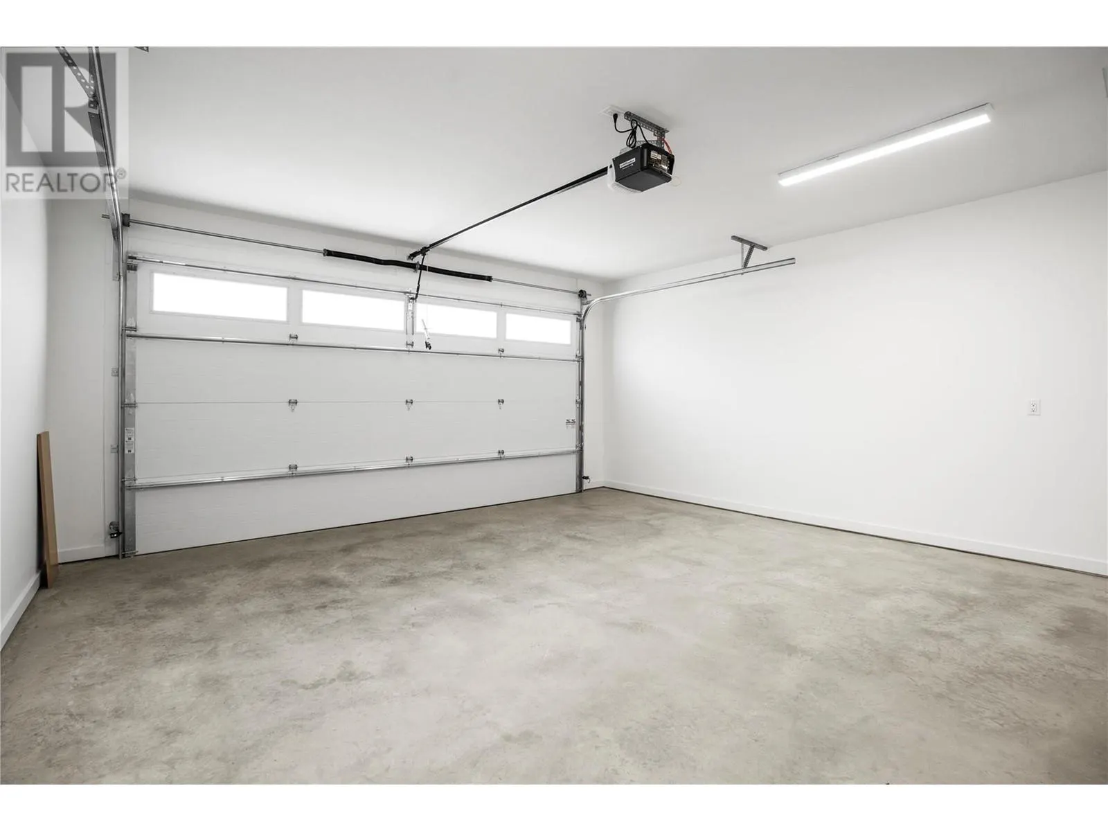 6989/6997 Manning Place