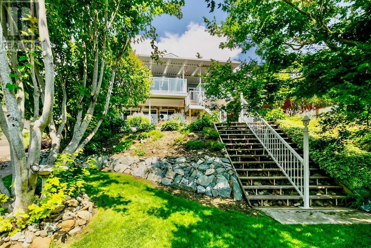 7820 Squilax-Anglemont Road