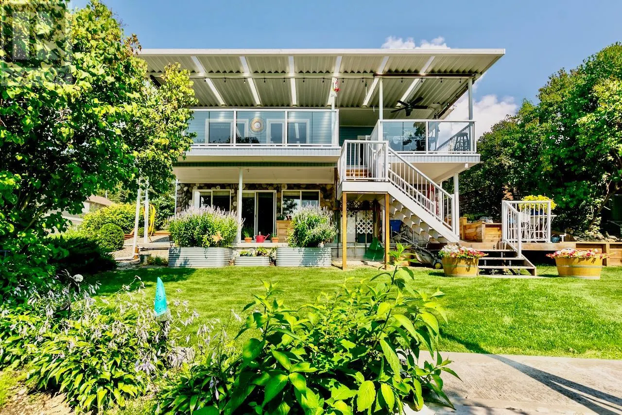 7820 Squilax-Anglemont Road