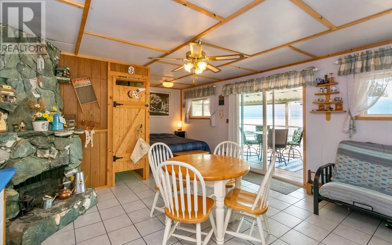 7820 Squilax-Anglemont Road