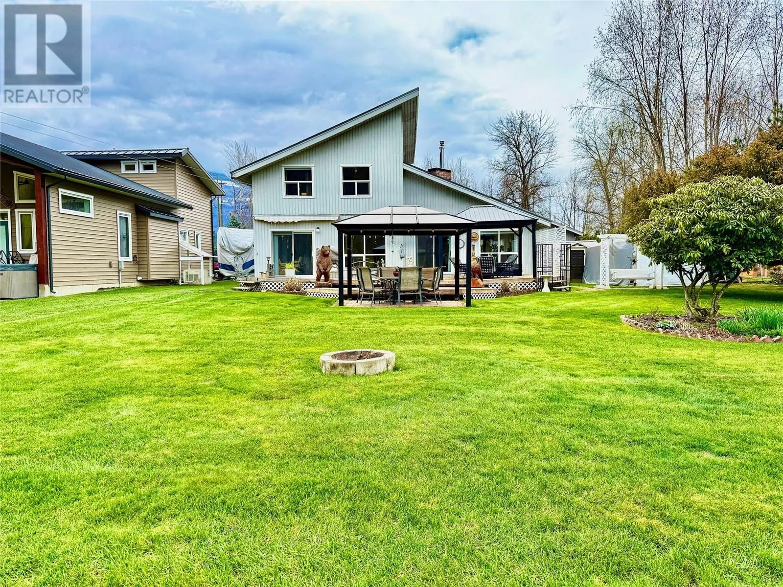 1413 Silver Sands Road