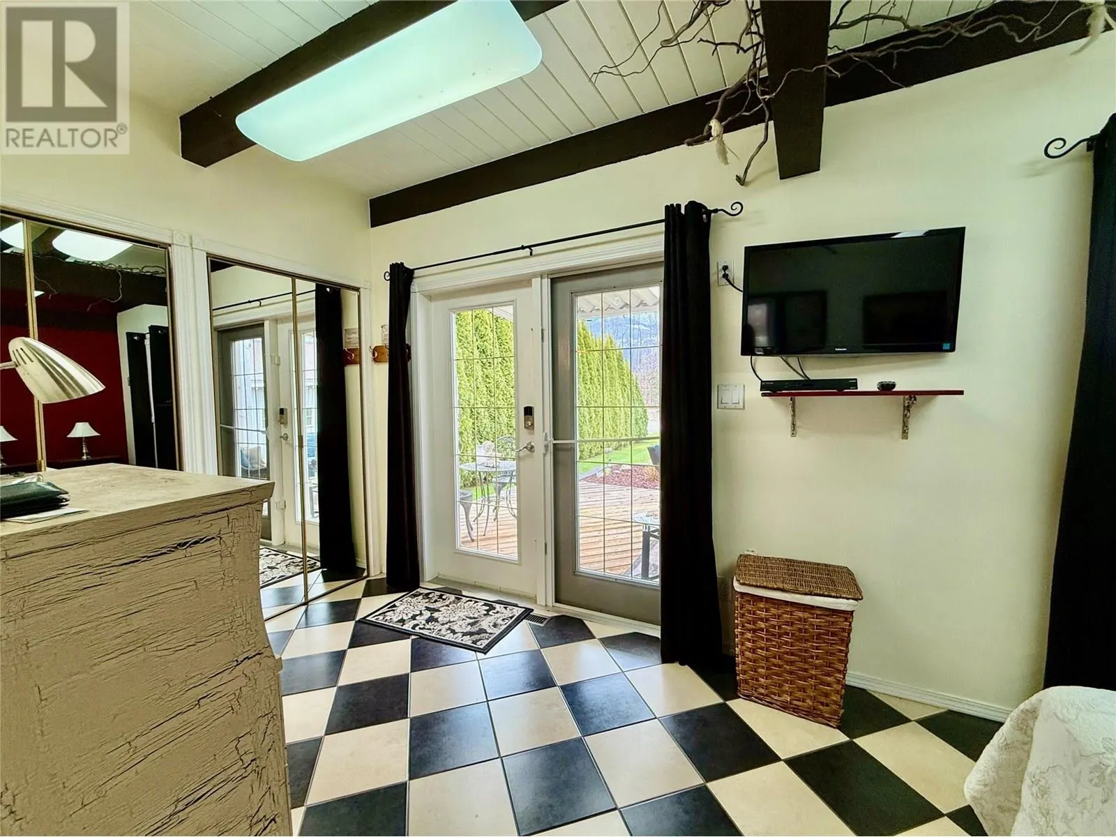 1413 Silver Sands Road