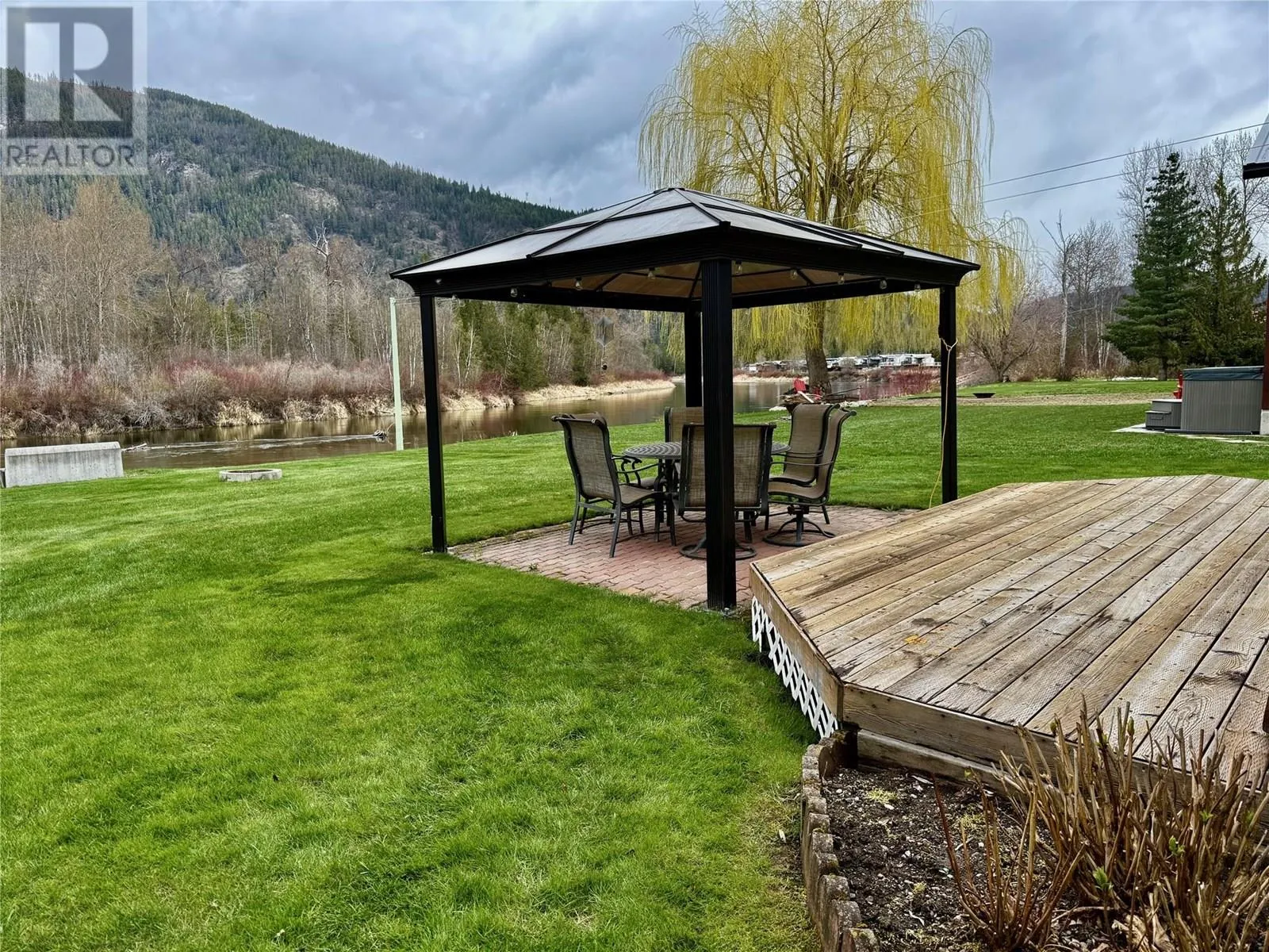 1413 Silver Sands Road