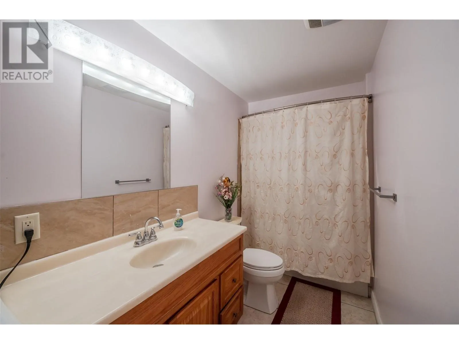 1095 Fairview Road