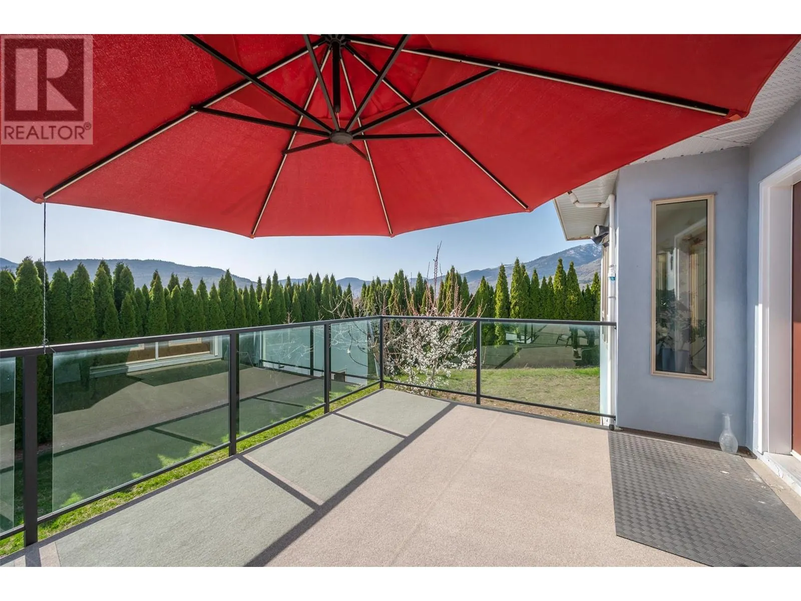 1095 Fairview Road