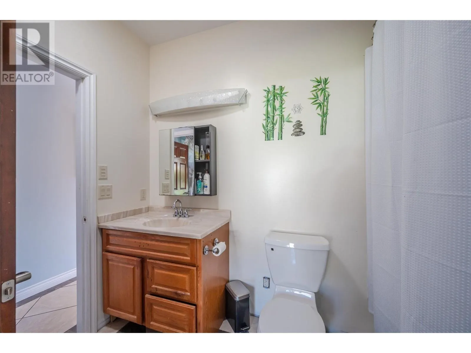 1095 Fairview Road