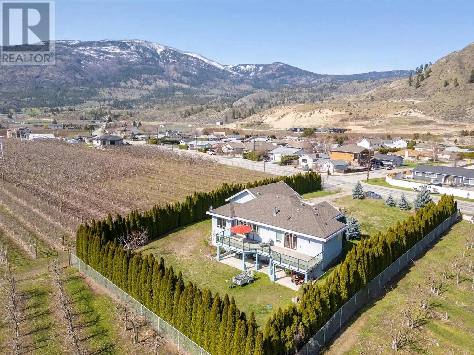 1095 Fairview Road