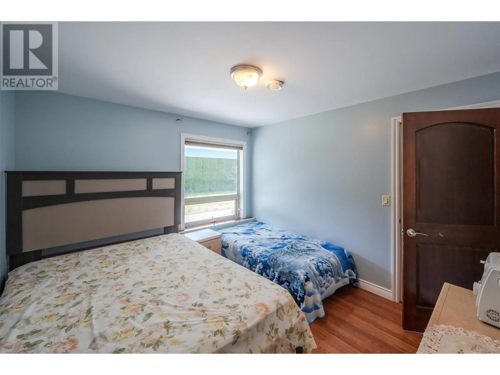 1095 Fairview Road