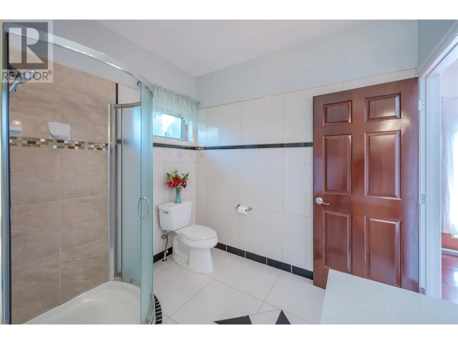 1095 Fairview Road