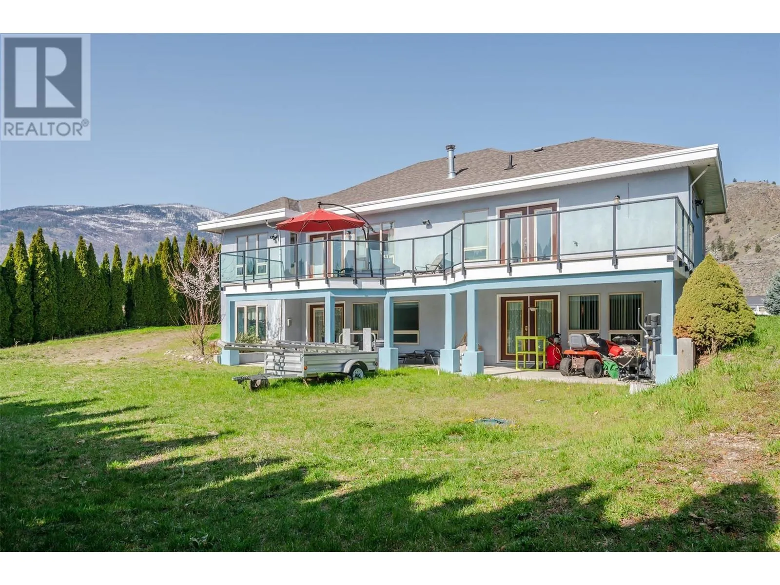 1095 Fairview Road