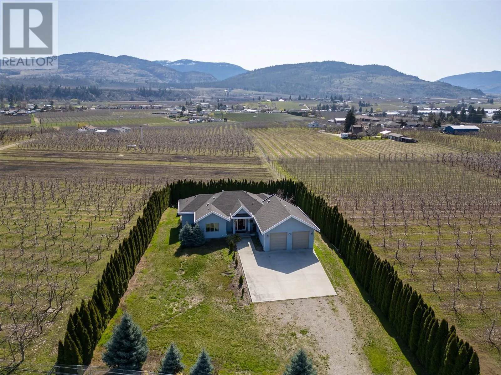 1095 Fairview Road