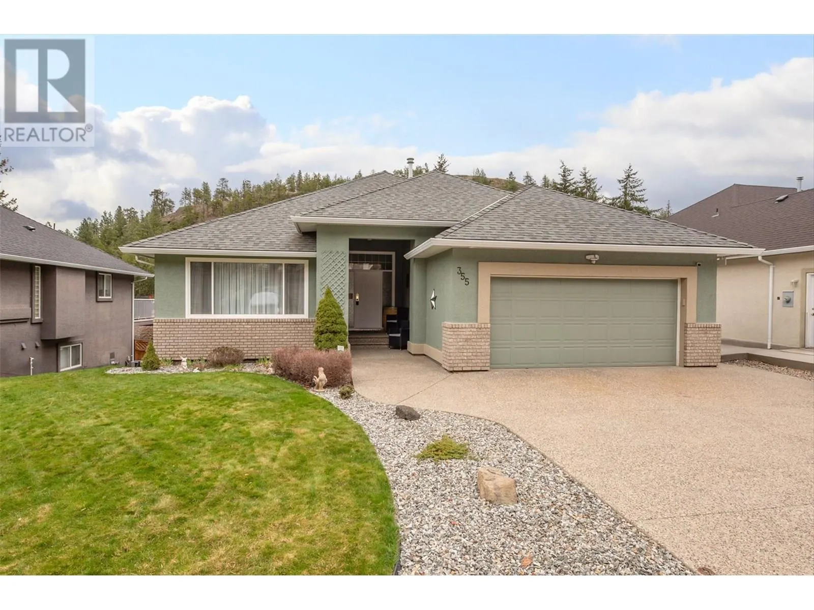 355 Woodpark Crescent