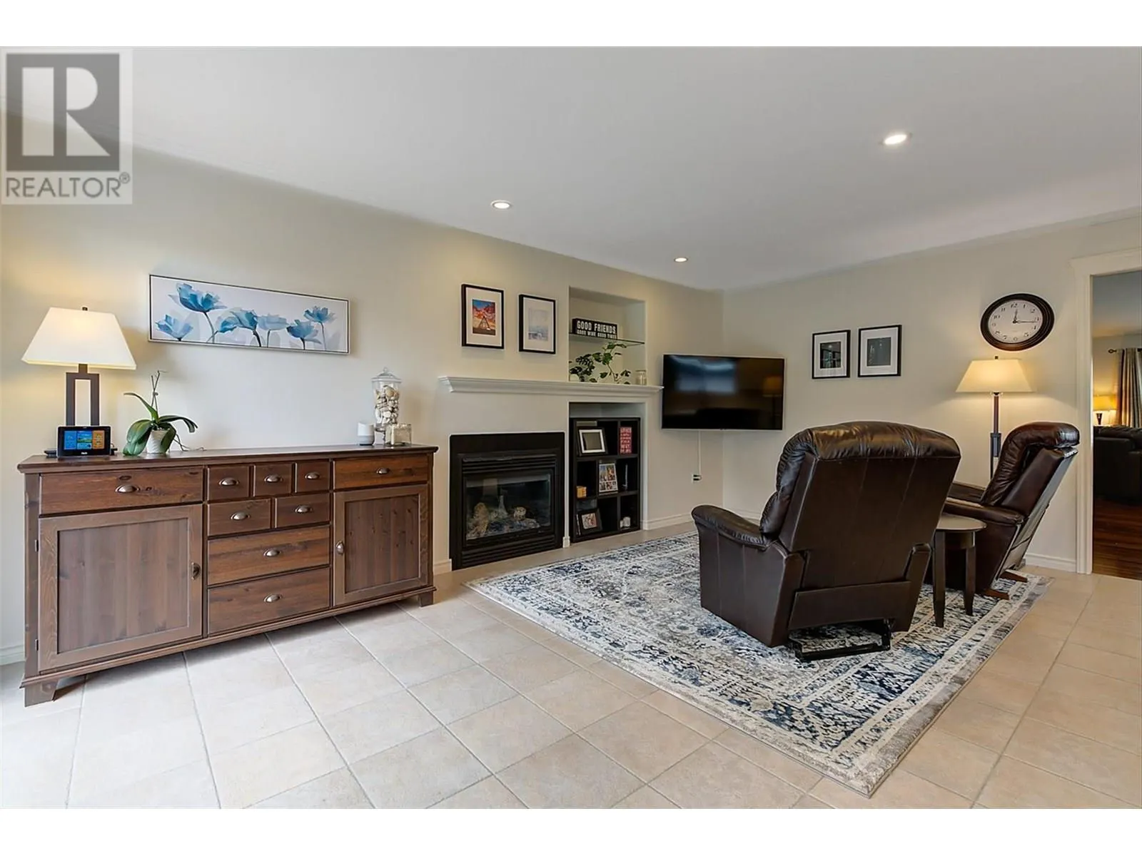 355 Woodpark Crescent