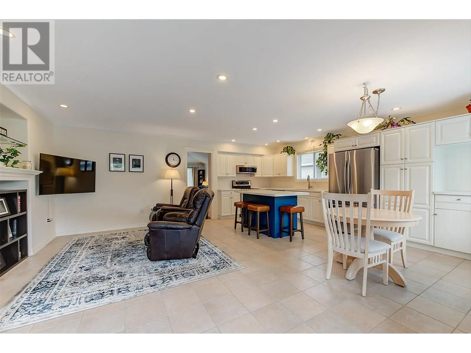 355 Woodpark Crescent