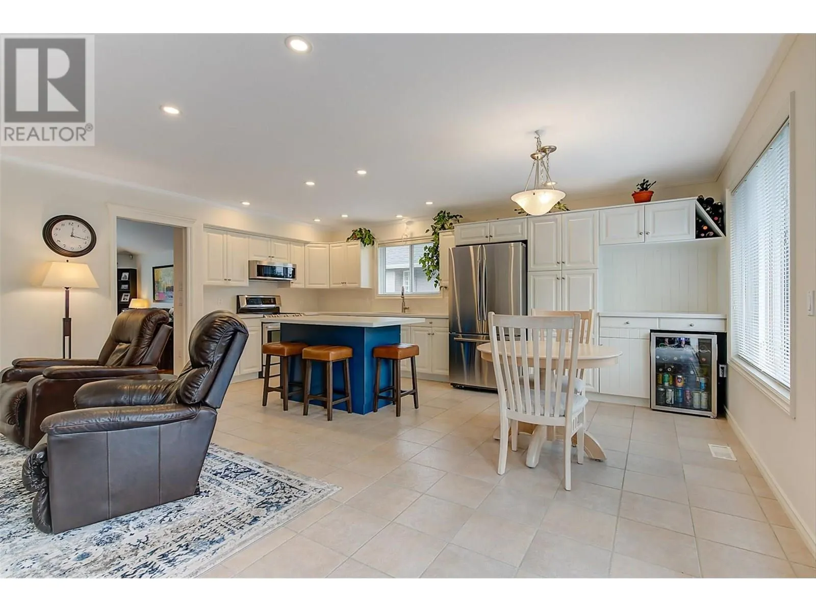 355 Woodpark Crescent