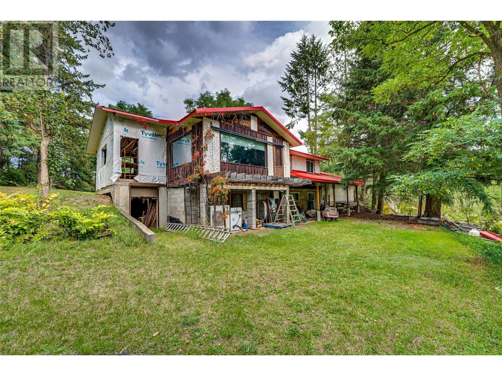 2860 Highway 97 North