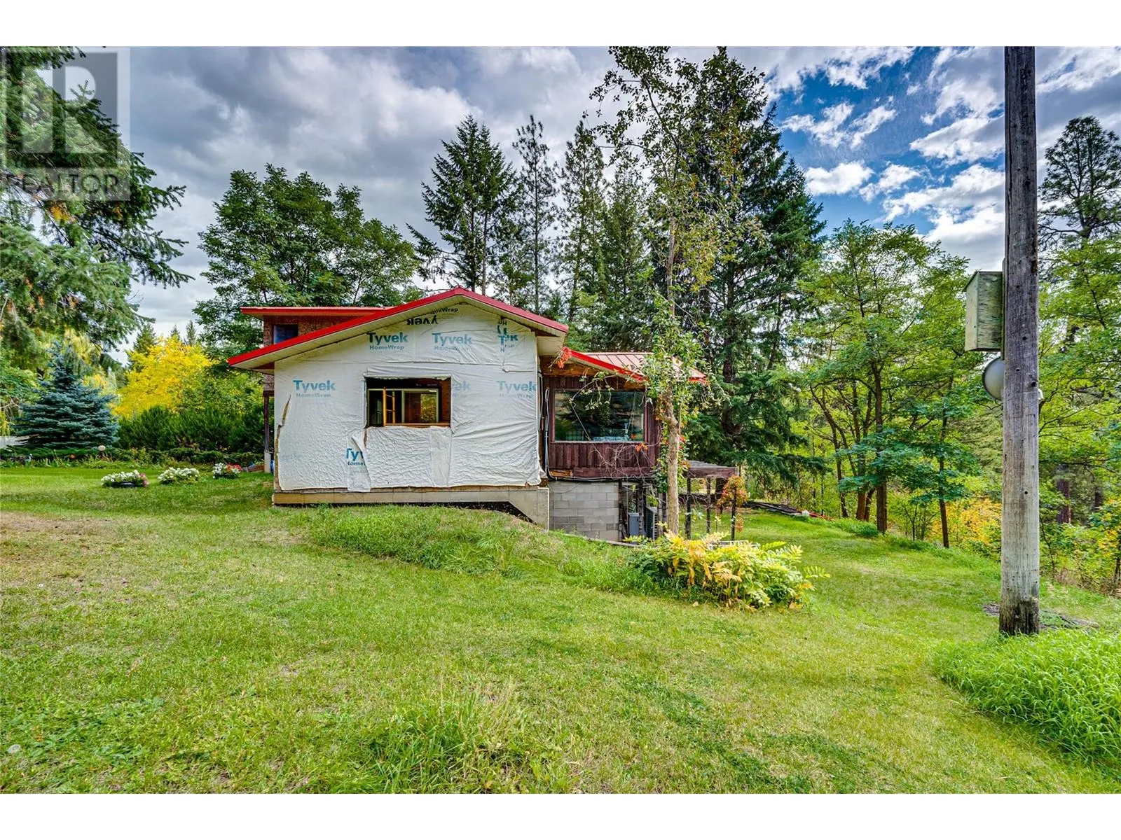 2860 Highway 97 North