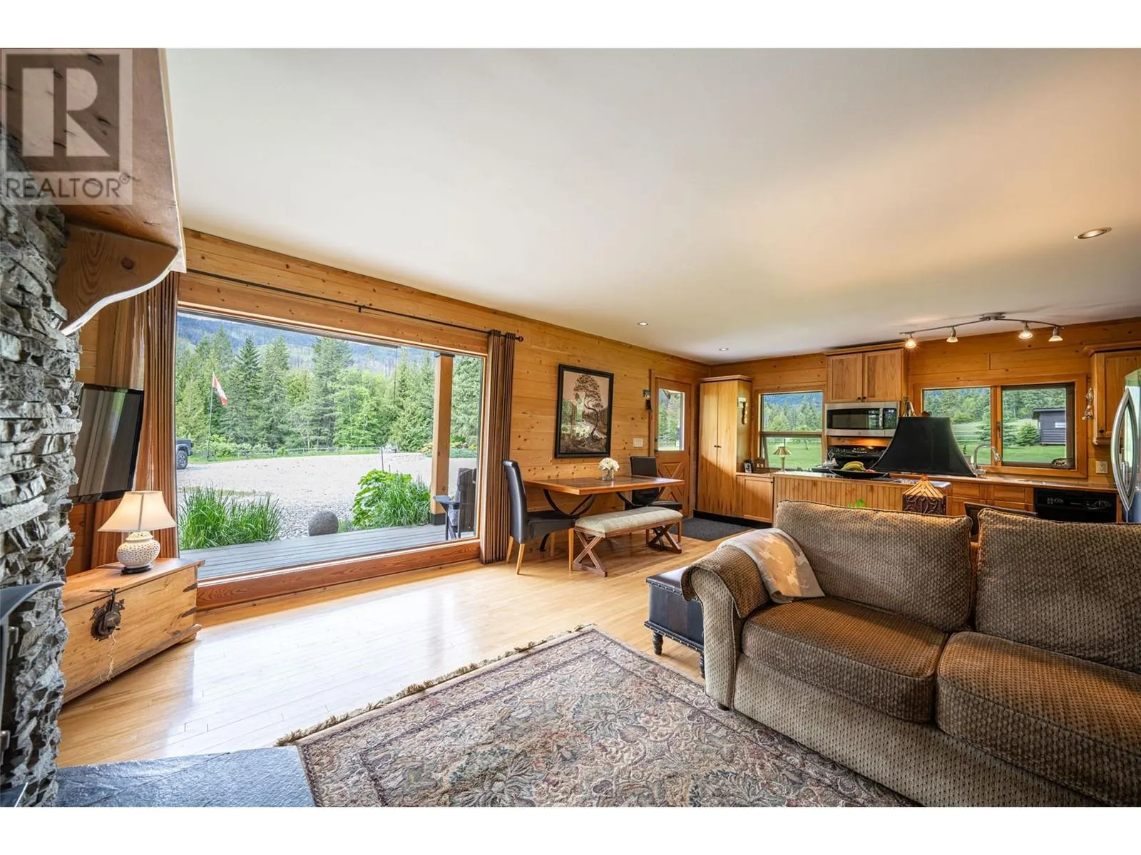 1075 Six Mile Creek Road