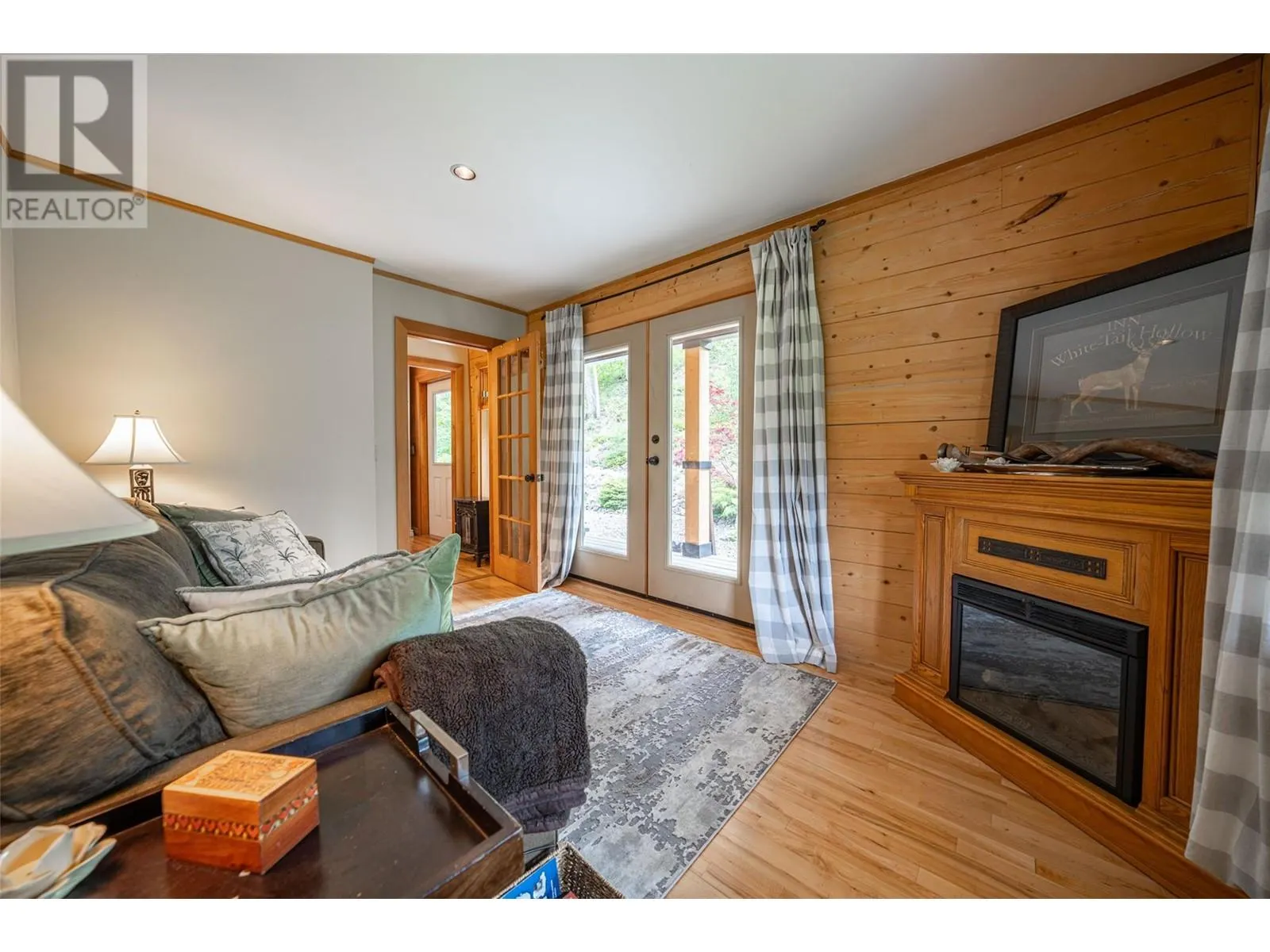 1075 Six Mile Creek Road