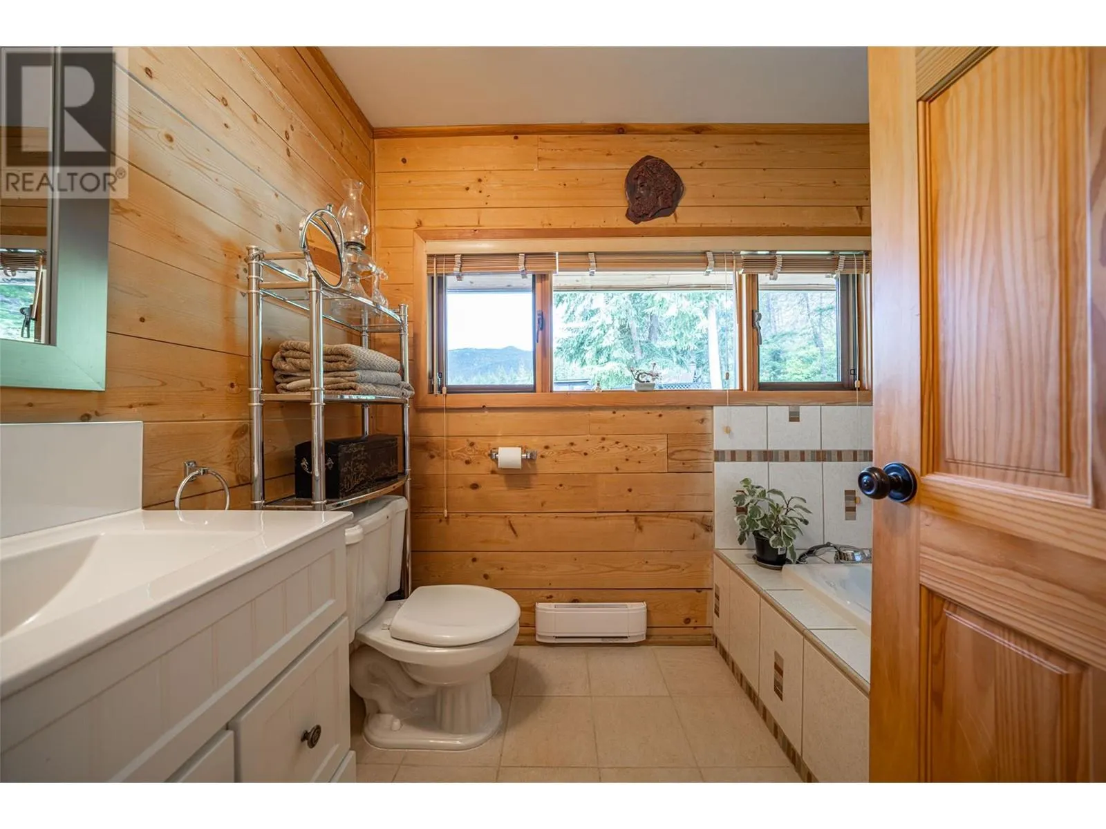 1075 Six Mile Creek Road